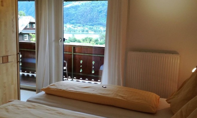Ossiach Bed & Breakfast | Appartement Seeblick - Pension Strauß
