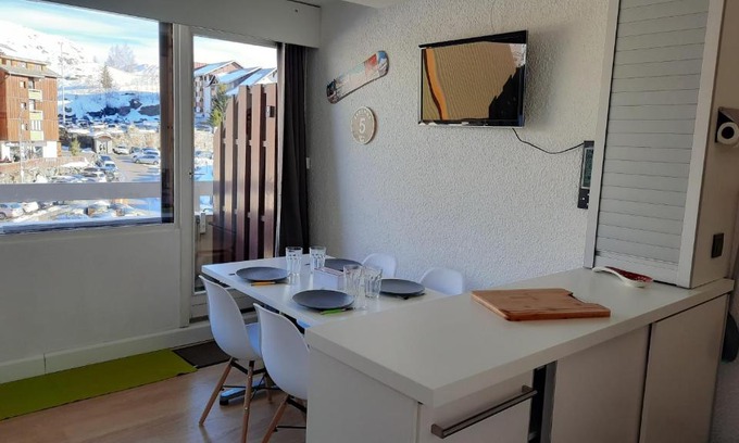 Eclose-Est Apartment | Appartement Ski aux pieds