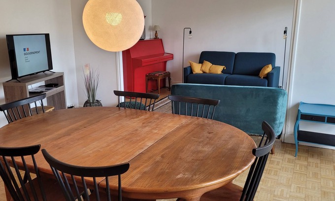Petit-Ivry Apartment | Appartement Spacieux et Lumineux aux Portes de Paris