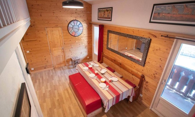 Les Avanchers-Valmorel Apartment | Appartement spacieux à Valmorel, 11 couchages, 4 Pièces, casier à skis - FR-1-291-749