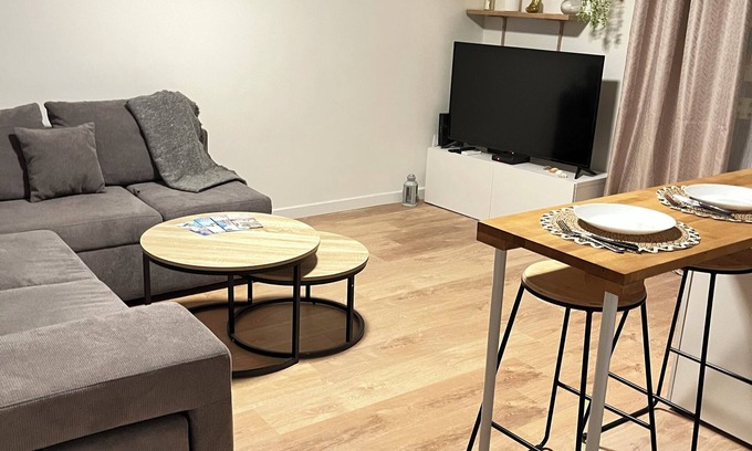 Saint-Roch Apartment | Appartement Spacieux 2 Pièces