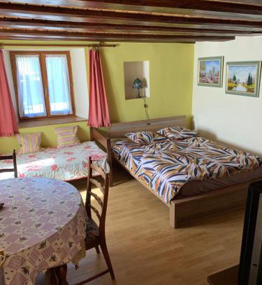 Urbes Apartment | Appartement Style Rustique
