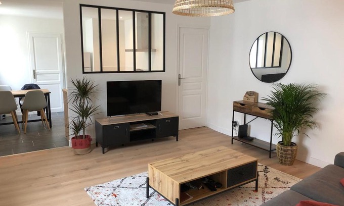 La Rochelle Apartment | Appartement T2 lumineux et cosy au calme proche du centre avec TV et Wifi