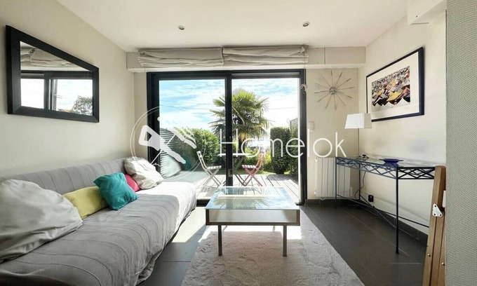 Larmor-Plage Apartment | Appartement T2 super cosy - Front de mer
