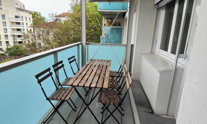 La Doua Apartment | Appartement T4 Avec Balcon Proximité Immédiate Doua et Transports