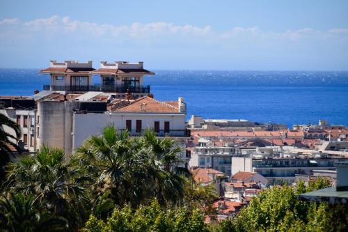 Cimiez Apartment | Appartement terrasse vue mer/nice