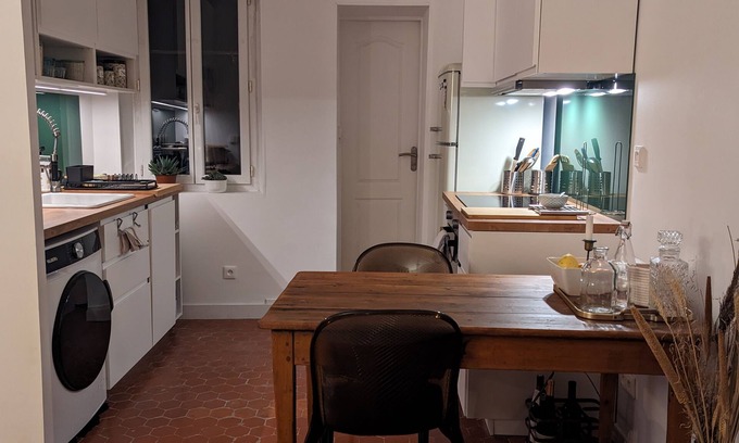 Thiers Apartment | Appartement Traditionnel, Refait, 4 Couchages Max, 3 Nuits Minimum, 1er Étage
