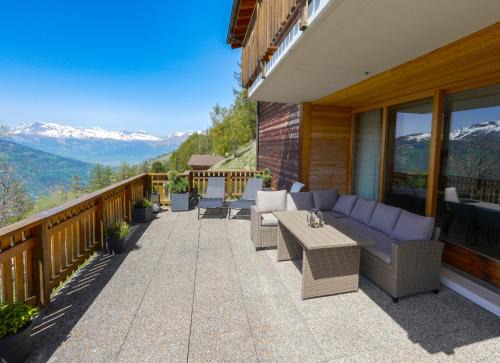 Saint-Martin Apartment | Appartement Tsandelanne avec terrasse panoramique, Val d'Hérens