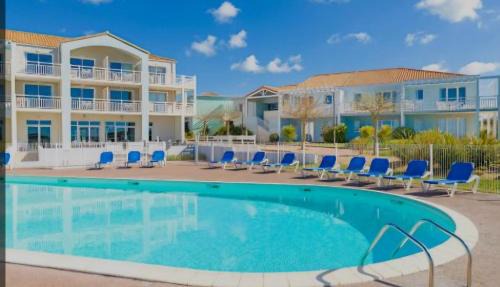 Chateau-d'Olonne Apartment | Appartement Vue Mer dans résidence 3 étoiles