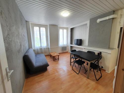 Salins-les-Bains Apartment | Appartement VanSuly 2