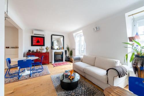 Chaillot Apartment | Appartement vue Tour Eiffel
