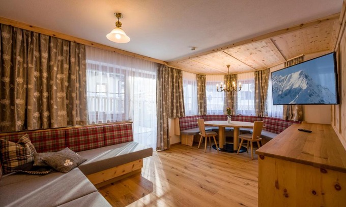 Mayrhofen Apartment | Appartementhaus Adlerblick