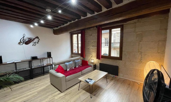 Semur-en-Auxois Apartment | Appartements chez Delphine et Guillaume au coeur de Semur en Auxois