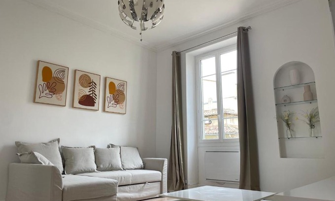 Quartier Administrations Apartment | Appartemment Nimes Arènes