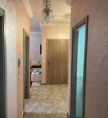 Tassoultante Apartment | Appartment In City KeeCh