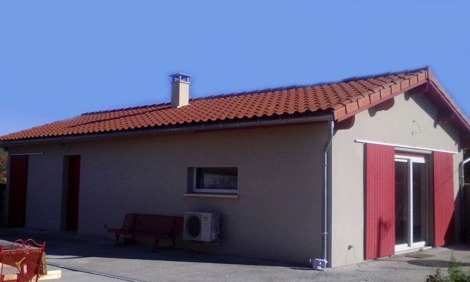 Montrejeau House | APPENDIX - single-storey house 70m² 1 bedroom .terrasse parking ... Montréjeau