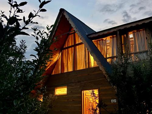 Mohal Ski Chalet | Applehill Stays - Work & Relax