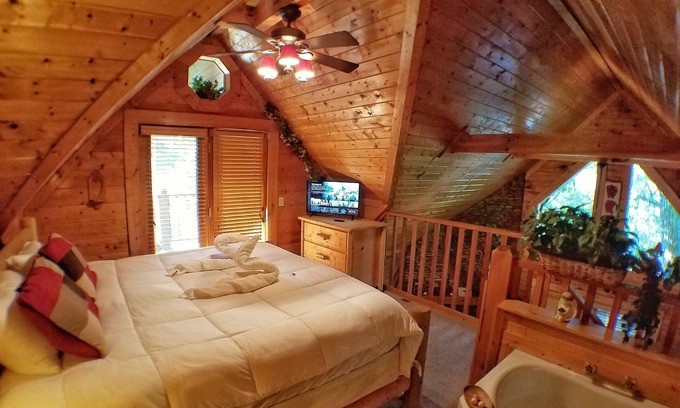 Gatlinburg - Pigeon Forge Cabin | Applejack hollow cabin