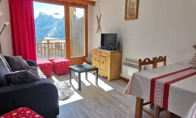 Orcieres-Merlette Apartment | Appt303. 100m pistes. T3. Covered parking. WIFI