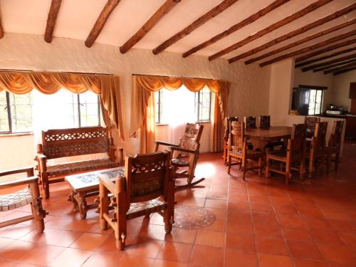 Puente Nacional House | APRECUZ - Asociación Pro Recreación y Cultura de Zipaquirá