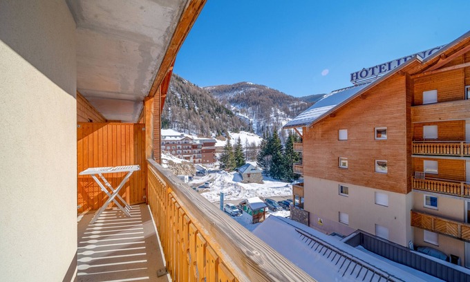 Allos Apartment | Apt 4/6 ppl near the ski runs, heated indoor pool