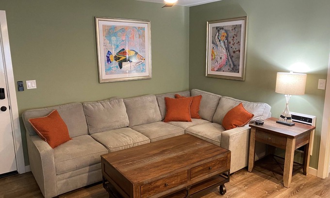 Carpinteria Apartment | Apt 6: Cozy Beach Apartment Great For Families