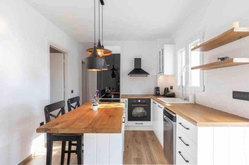 Agios Ioannis Apartment | APT Myk-amazing view