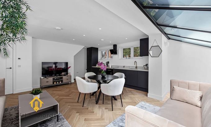 Chiswick Riverside Apartment | Apt1 Exclusive 1 bedroom Flat near Chiswick Business Park!