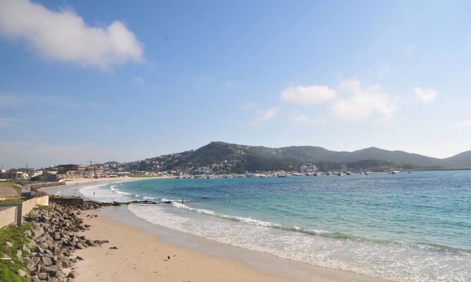 Centro Apartment | APTº 06 CORNER OF THE TREE, 03 MIN., AT THE FOOT OF THE GREAT BEACH, FLAT AREA, GREAT WIFI