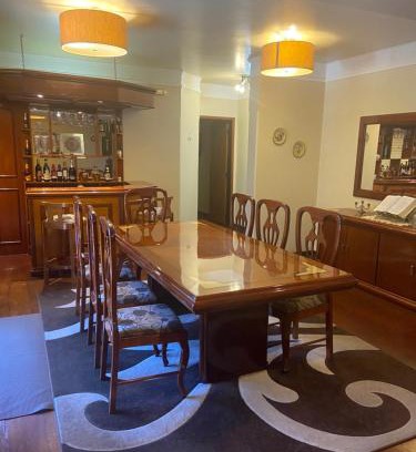Centro Apartment | Apto Familiar 4 QUARTOS E 2 BANHEIRO