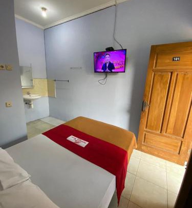 Megamendung Hotel | Aqilakost Gadog Puncak Bogor