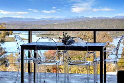 Merimbula House | Aqua La Vista - 4 Bedroom Pet Friendly House