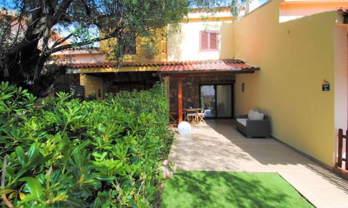 San Teodoro City Centre Apartment | Aquamarine - Exclusive Sea House