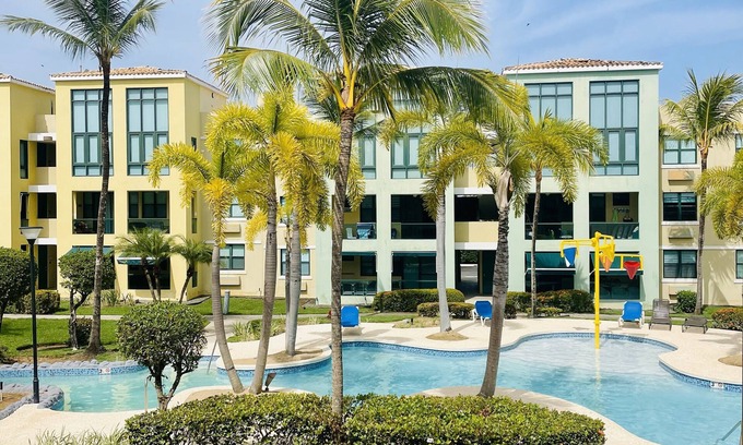 Mediania Alta Apartment | Aquatika Luxury Penthouse with Beach Access, Rooftop & Pool Table