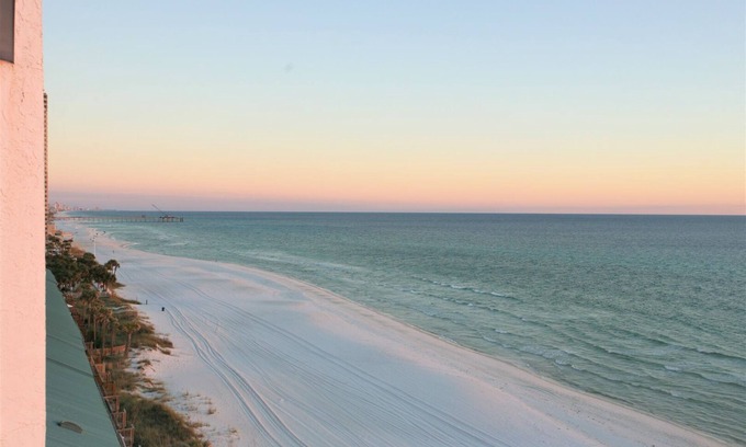 West Panama City Beach Condo | AquaVista 706-E Beachfront and Pool