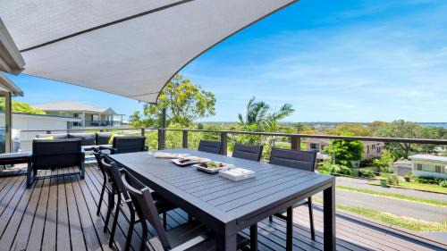 Budgewoi House | Aquavista Beach, Lake, Sun, and Sand