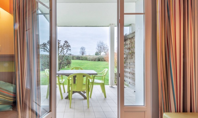 Courseulles-sur-Mer Apartment | AR MOR 603 - One Bedroom Apartment, Sleeps 4