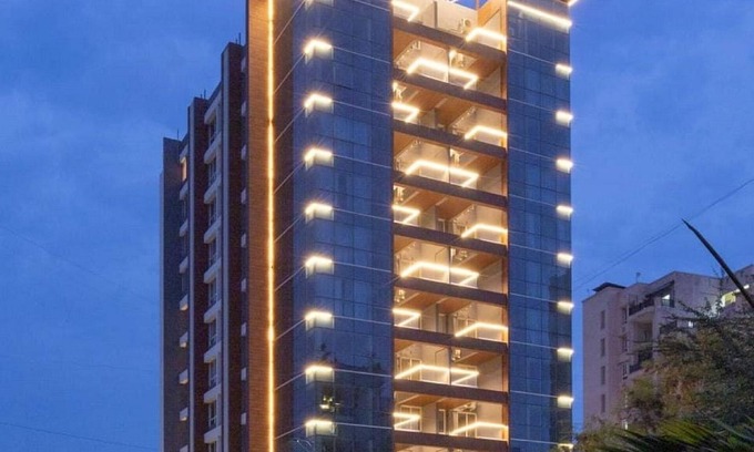 Koregaon Park Hotel | AR Suites Jewels Royale