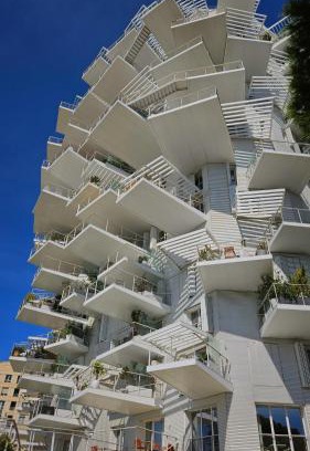 Port Marianne Apartment | Arbre Blanc, une folie montpelliéraine