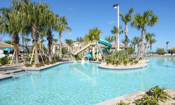 Davenport House | 🌟Arcade/Theater/Themed. 15 Mins to Disney, Amazing Luxury 8 Bdrm Pool Villa.🌟