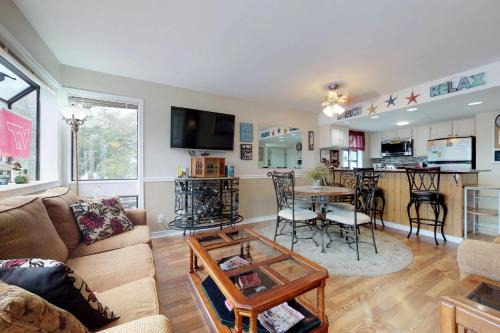 Myrtle Beach Apartment | Arcadian Dunes 26-507
