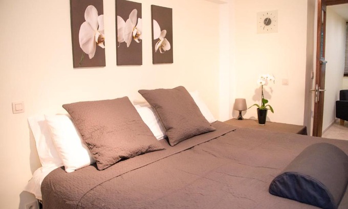 Wijk van de Squares Apartment | Archimede Guest House