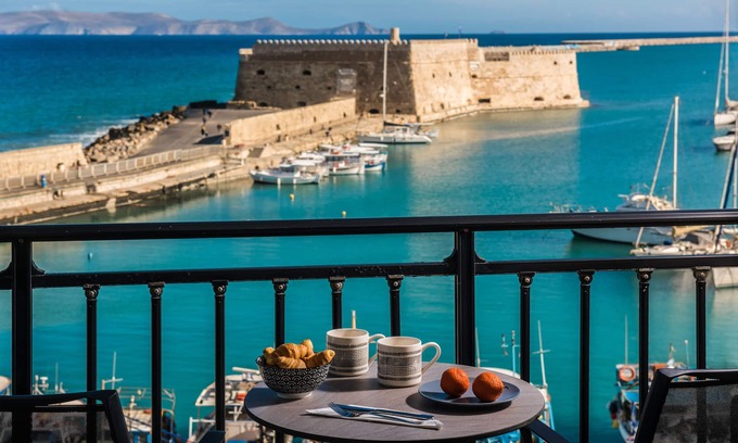 Heraklion Apartment | "Archipelagos" Apt