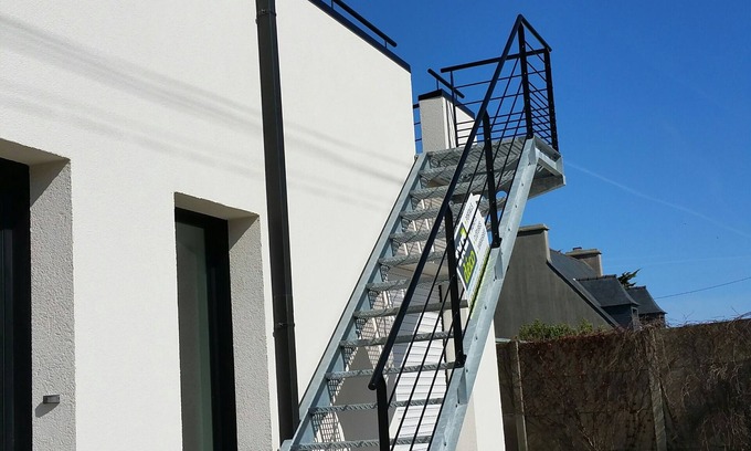 Plouescat Villa | Architect-designed house built in 2014, extended in 2023, 50 m from the sea.