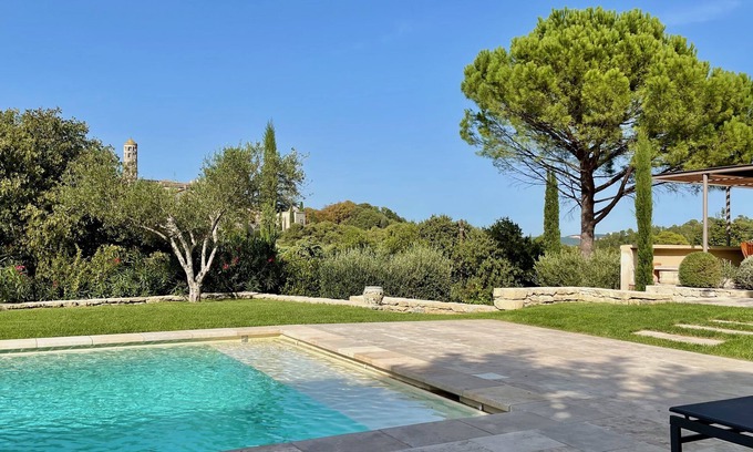 Uzes House | Architect-designed house with pool, exceptional view of Uzès, 350m town center