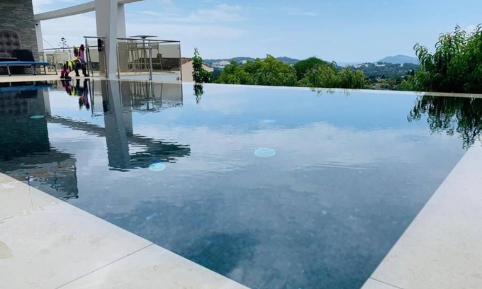 Mougins Villa | Architect-designed villa with breathtaking views