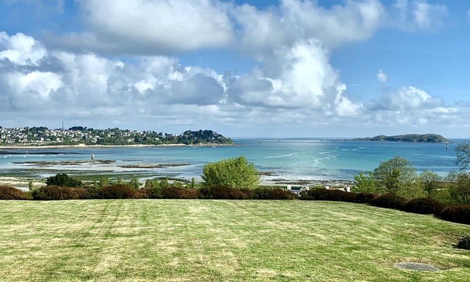 Louannec House | Architect house, magnificent view of the harbor and the islands of Perros Guirec