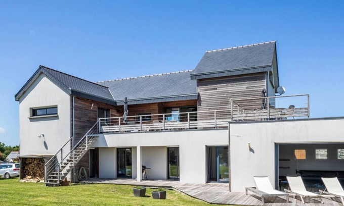 Saint-Cast-le-Guildo Villa | Architect villa private indoor pool for 12 persons
