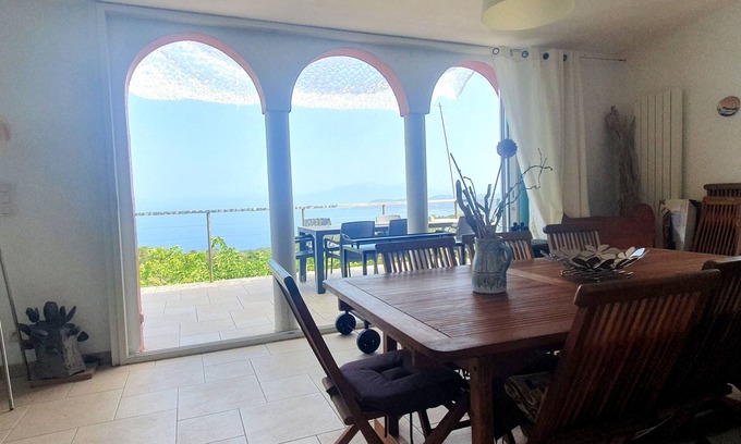 Coti-Chiavari Villa | Architect Villa with exceptional view over Ajaccio bay