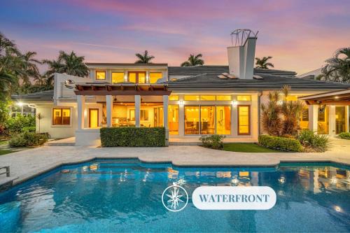 Nurmi Isles House | Architectural Masterpiece Venice of America Riverside View Access Nurmi Key RESlDENCES